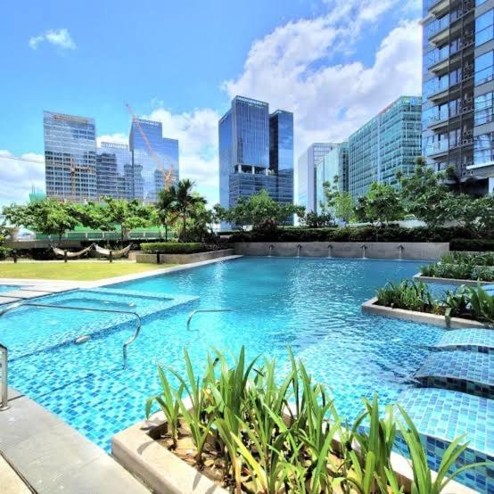 Bgc, Uptown Parksuites Tower 2 Taguig Exteriér fotografie