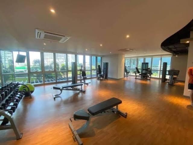 Bgc, Uptown Parksuites Tower 2 Taguig Exteriér fotografie