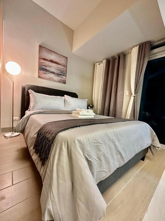 Bgc, Uptown Parksuites Tower 2 Taguig Exteriér fotografie